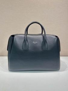 Prada Handbags 401